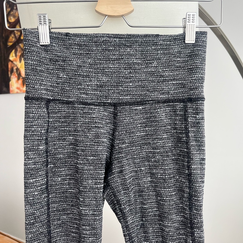 Lululemon High Rise Tight * Tall / Long - Picture 2 of 8